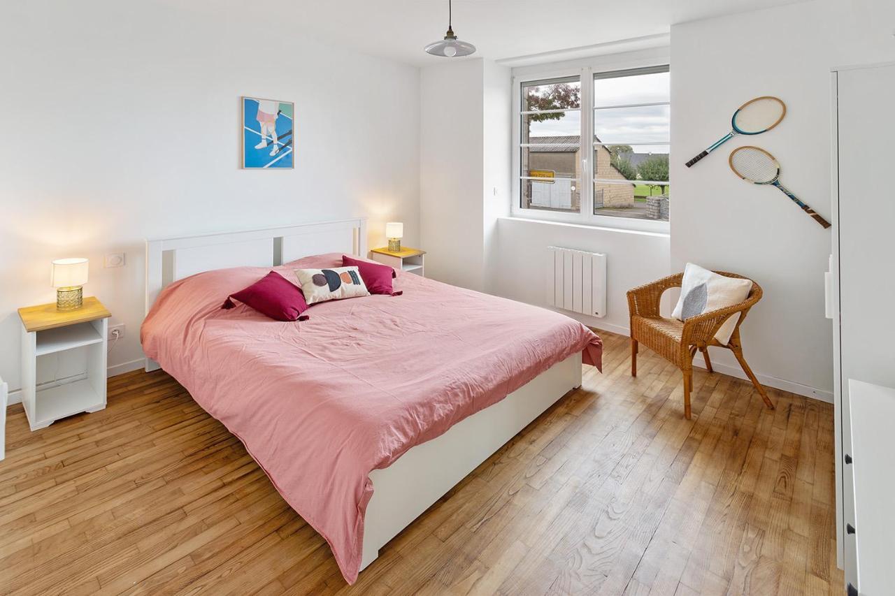 Loft British Au Pied Du Mont ! Apartment Pontorson Exterior photo