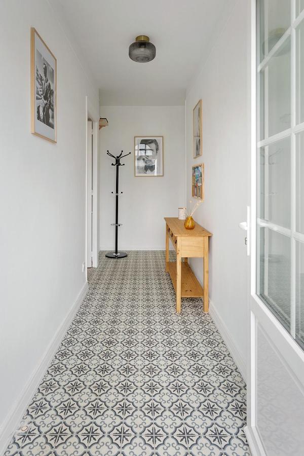 Loft British Au Pied Du Mont ! Apartment Pontorson Exterior photo